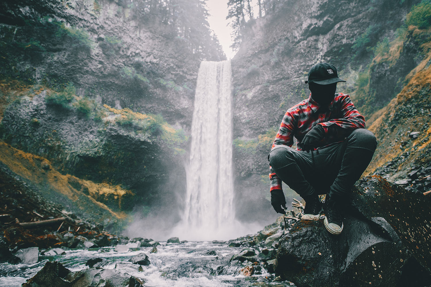 raised-by-wolves-fw15-trashhand-07