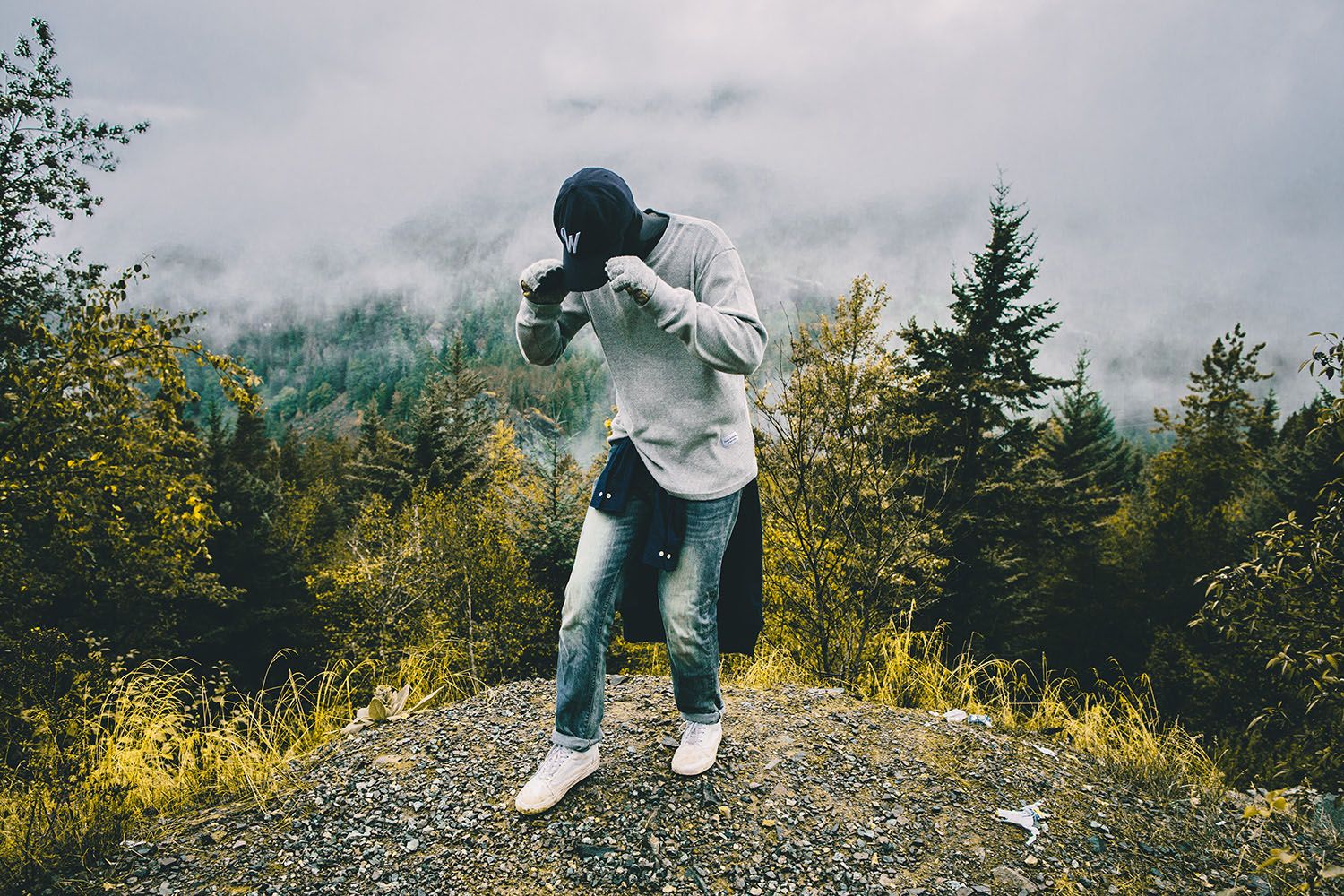 raised-by-wolves-fw15-trashhand-13